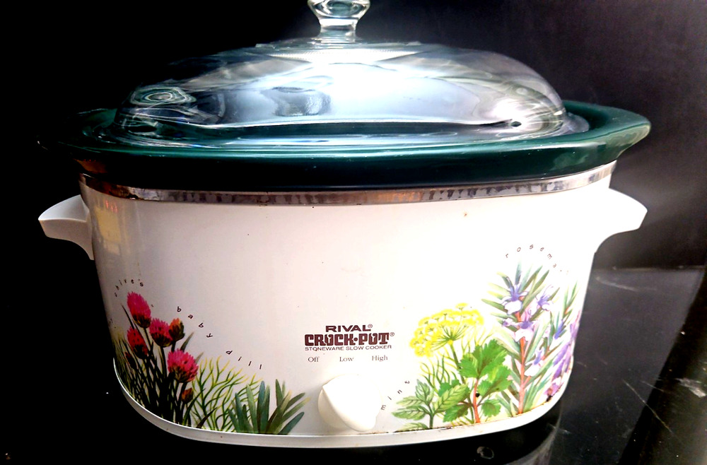 Vintage Rival Crock-Pot 3755 Herb Garden 5.5 Qt Slow Cooker Green Made in USA
